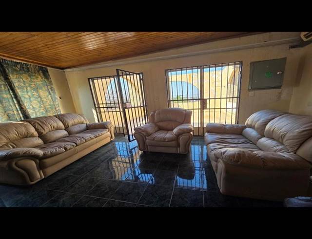 3 BEDROOM HOUSE FOR SALE IN LAUDIUM